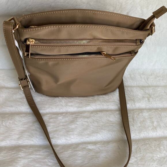 Brand New Alyssa Los Angeles New York Triple Zip Pocket Large Crossbody Brown - Picture 5 of 5